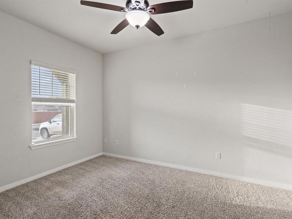 204 Jordan Valley DR, Liberty Hill TX 78642