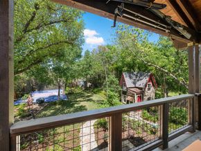 6425 Yaupon DR, Austin TX 78759