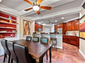 6425 Yaupon DR, Austin TX 78759