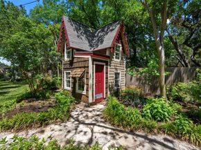 6425 Yaupon DR, Austin TX 78759