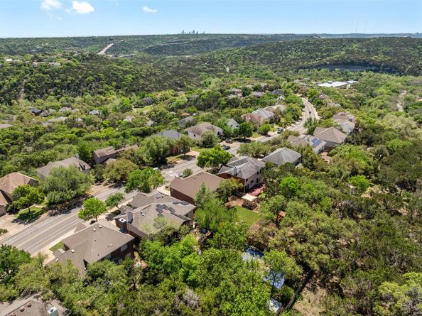 6425 Yaupon DR, Austin TX 78759