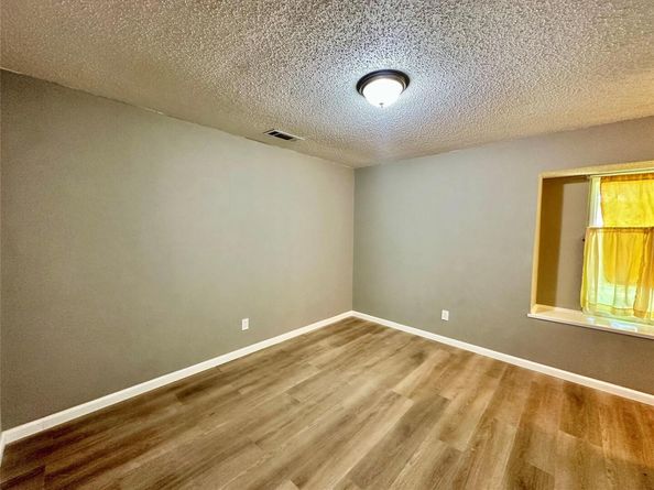 1206 S Trace DR, Austin TX 78745
