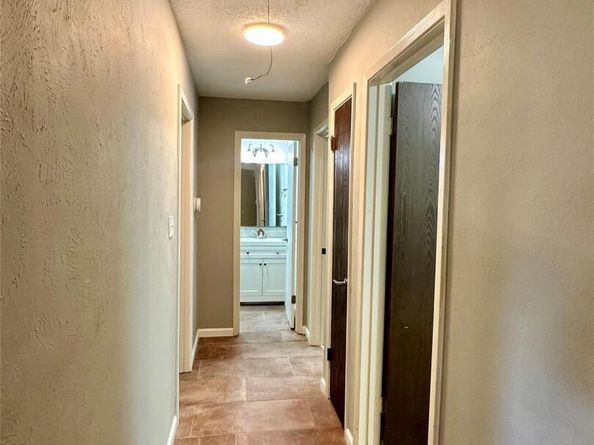 1206 S Trace DR, Austin TX 78745
