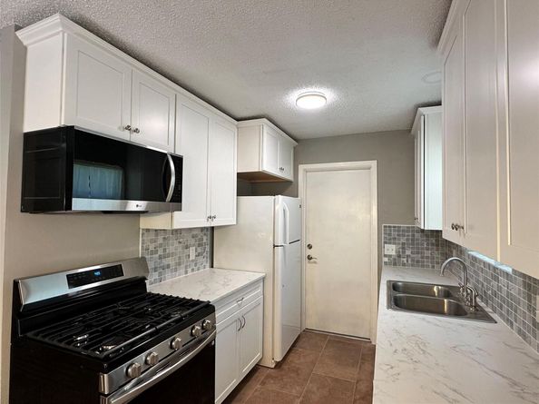 1206 S Trace DR, Austin TX 78745
