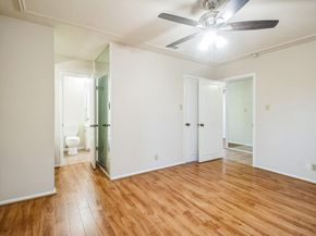 7920 Rockwood LN 202, Austin TX 78757