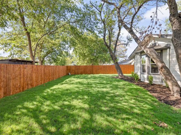 10101 Woodhaven DR, Austin TX 78753