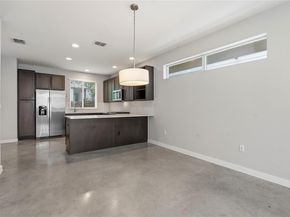 801 N Bluff DR 33, Austin TX 78745