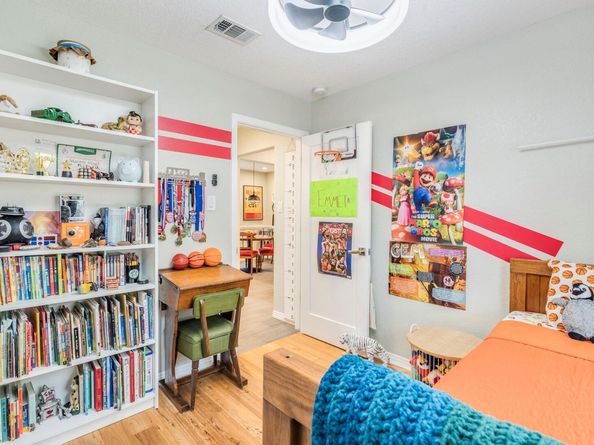 1008 Riviera DR, Cedar Park TX 78613