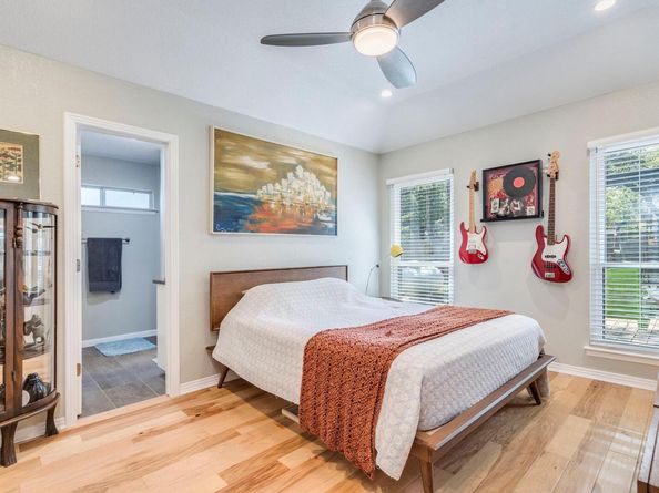 1008 Riviera DR, Cedar Park TX 78613