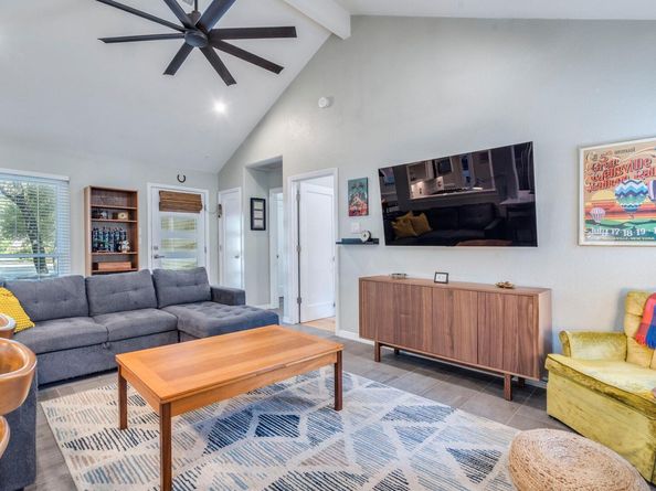 1008 Riviera DR, Cedar Park TX 78613