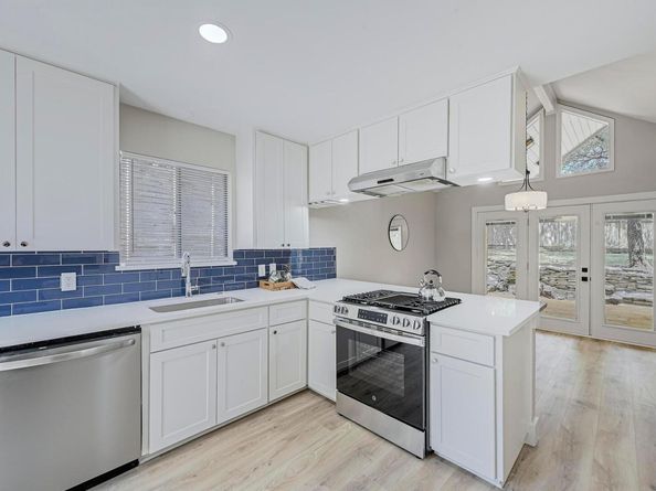 6004 Shadow Valley CV B, Austin TX 78731