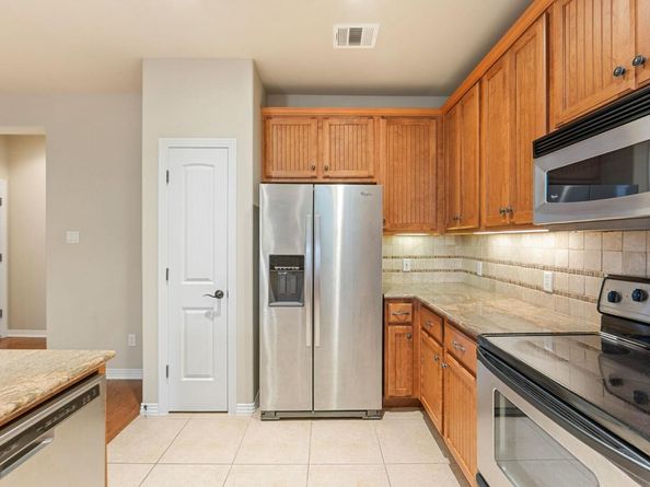 8917 Old Lampasas TRL 33, Austin TX 78750