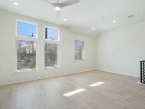 200 W 56th ST 1103, Austin TX 78751