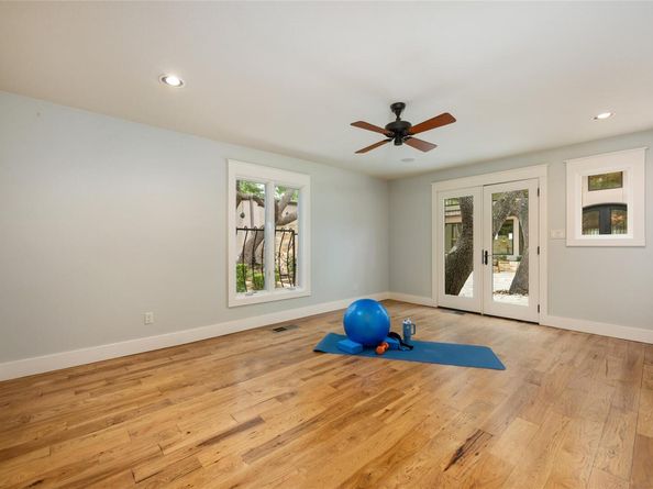 15911 Booth CIR, Austin TX 78641