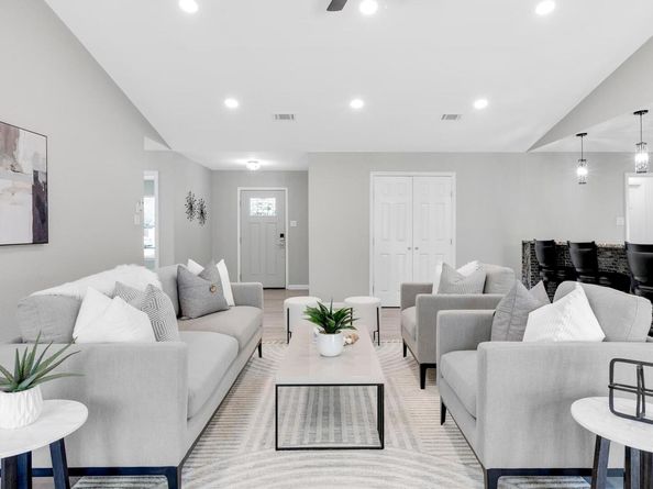 5213 Summerset TRL, Austin TX 78749