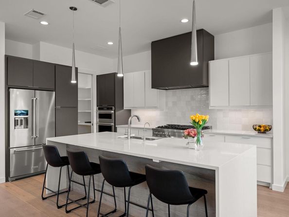 3008 Firwood DR, Austin TX 78757