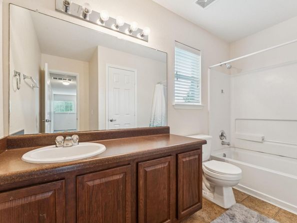 9004 Postvine DR, Austin TX 78724