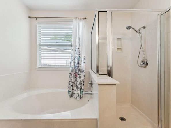 9004 Postvine DR, Austin TX 78724