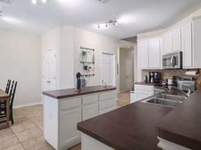 9212 Pioneer Forest DR, Austin TX 78744