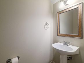 9212 Pioneer Forest DR, Austin TX 78744