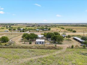 19016 Fm 973 N, Coupland TX 78615