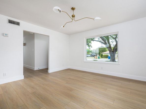 6705 Boleynwood DR, Austin TX 78745