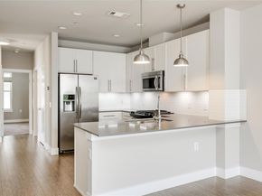 2724 Treble LN 324, Austin TX 78704