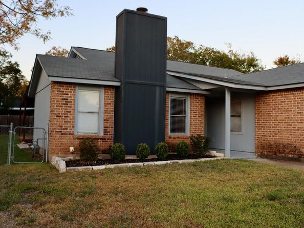 1204 Melbourne LN, Round Rock TX 78664