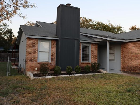 1204 Melbourne LN, Round Rock TX 78664