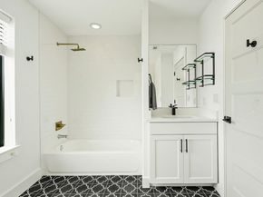 1104 Marcy ST B, Austin TX 78745