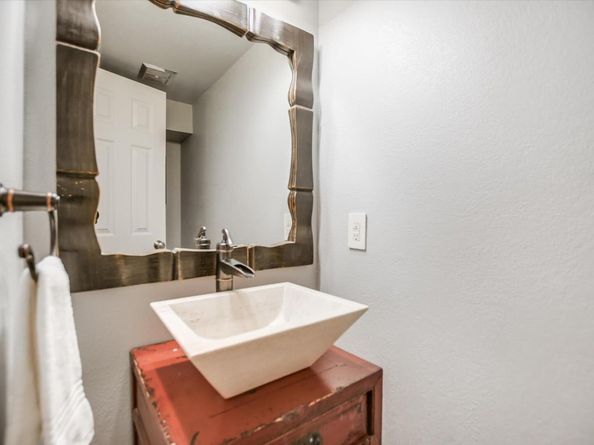 5622 Parade RDG, Austin TX 78731