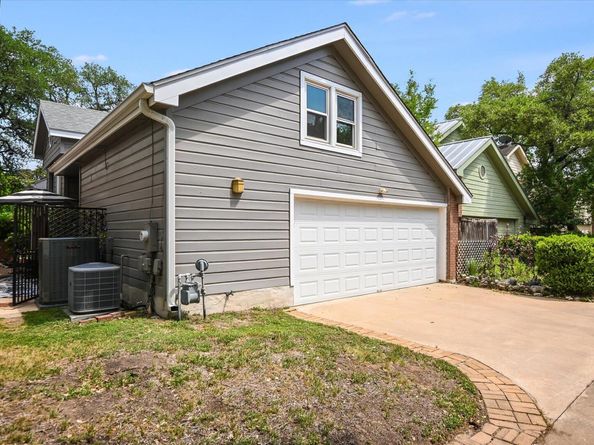 5622 Parade RDG, Austin TX 78731