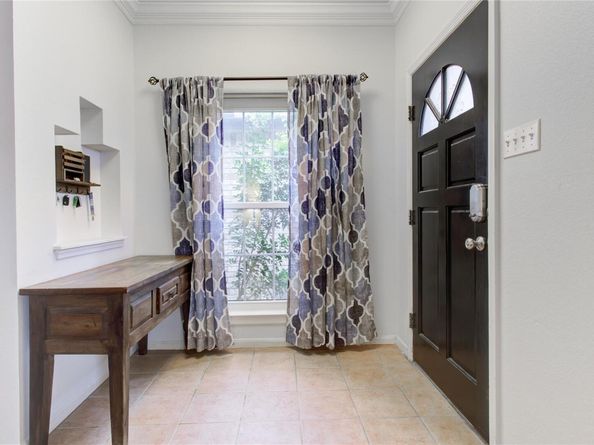 2223 Mockingbird DR, Round Rock TX 78681