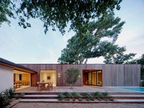 2708 Friar Tuck LN, Austin TX 78704