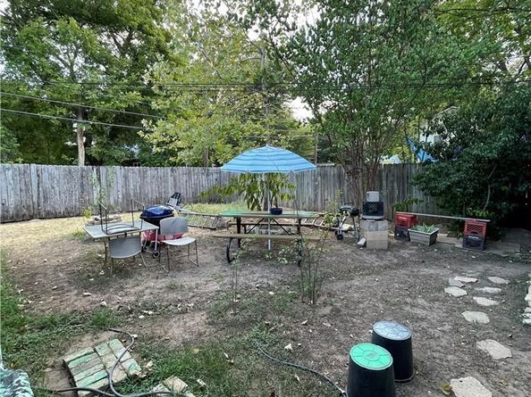 1505 Willow ST, Austin TX 78702