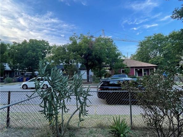 1505 Willow ST, Austin TX 78702