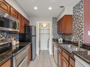 6000 Shepherd Mountain CV 411, Austin TX 78730