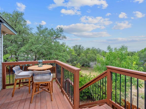 409 Explorer, Lakeway TX 78734