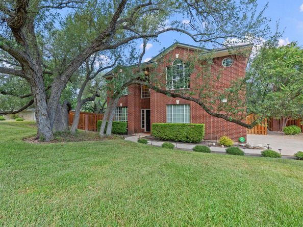 409 Explorer, Lakeway TX 78734