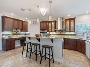 409 Explorer, Lakeway TX 78734