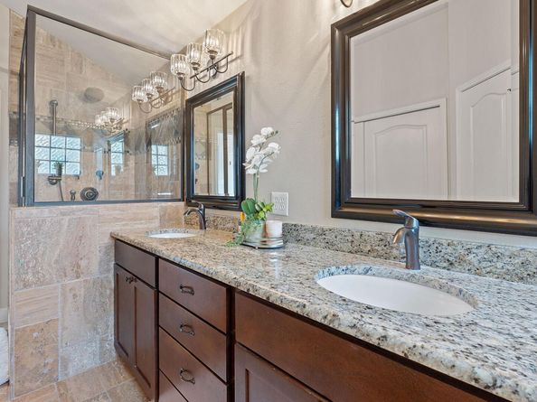 409 Explorer, Lakeway TX 78734