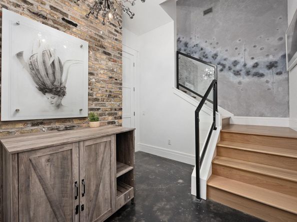 2406 Pemberton PKWY, Austin TX 78703