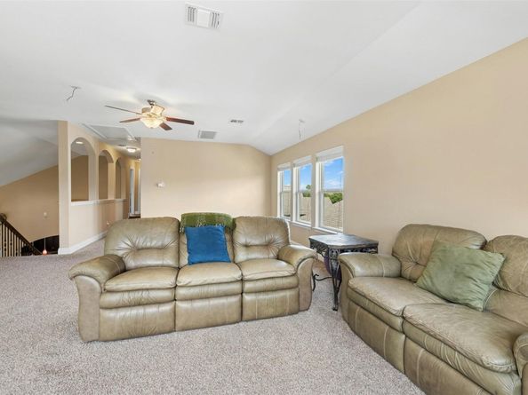 17905 Crimson Apple WAY, Pflugerville TX 78660