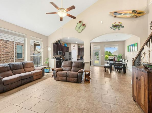 17905 Crimson Apple WAY, Pflugerville TX 78660
