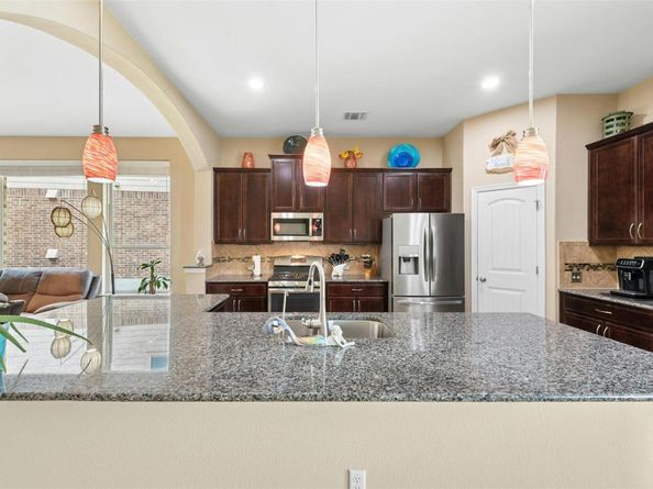 17905 Crimson Apple WAY, Pflugerville TX 78660