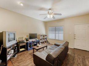 106 E 30th ST 206, Austin TX 78705