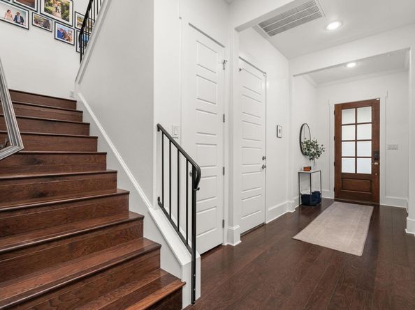 2903 Village DR, Austin TX 78731