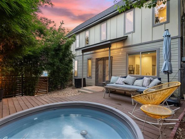 1158 Ridgeway DR A, Austin TX 78702