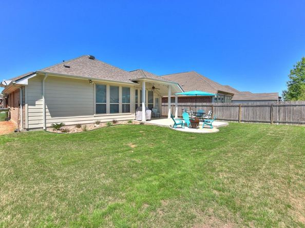 117 Salt Fork DR, Liberty Hill TX 78642