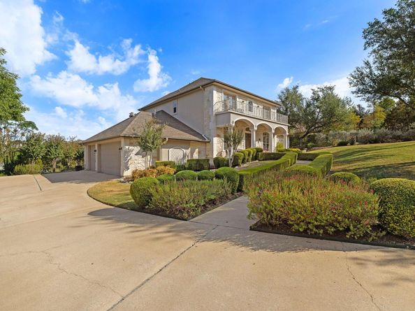 3322 Far View DR, Austin TX 78730